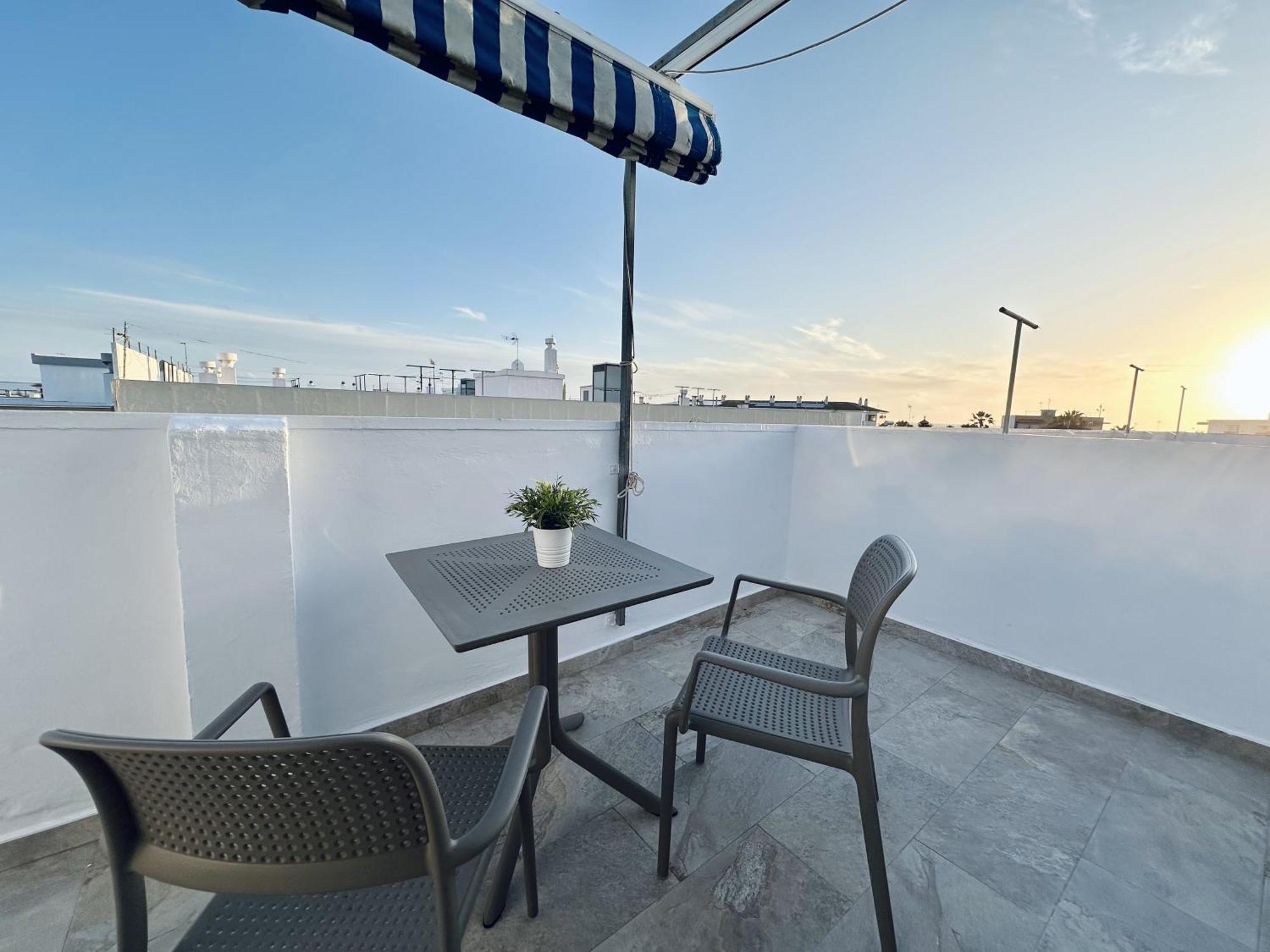 Apartamentos Turisticos Santo Rostro Chipiona Exteriör bild